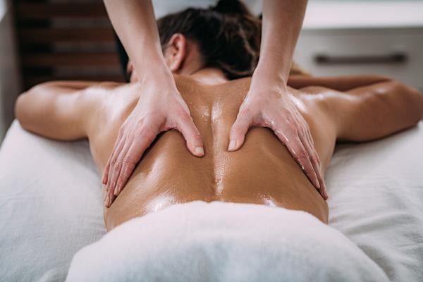 Relaxační masážní místnost pro rekondiční péči